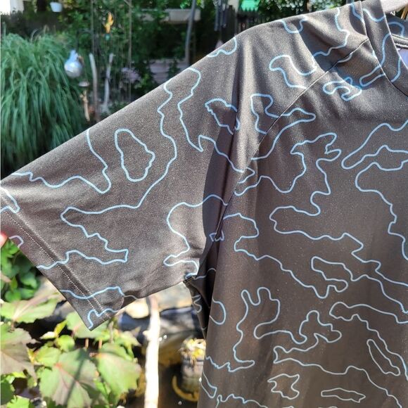 Mens Under Armour Shirt - Picture 3 of 8